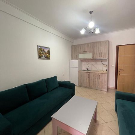 Apartments Monika Sarandë Esterno foto